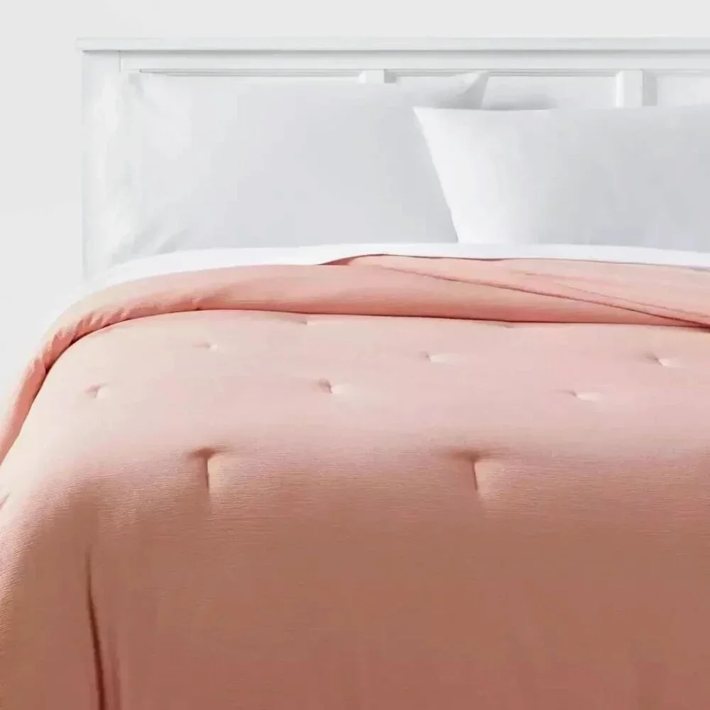 Full/Queen Plush Microfiber Comforter